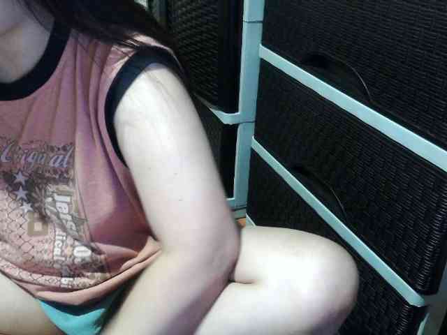 Cassiee webcam