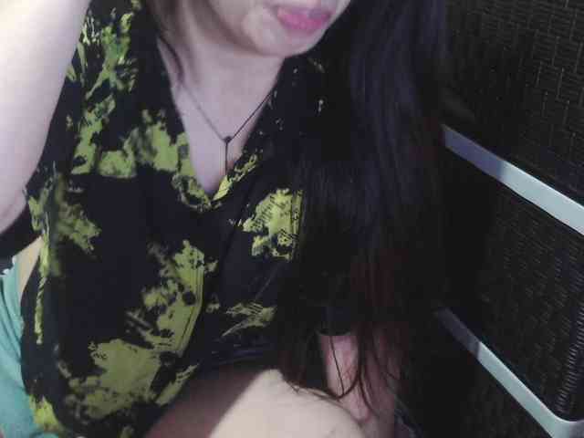 Cassiee webcam