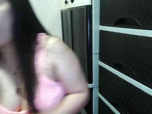 Cassiee webcam