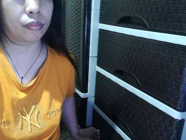 Cassiee webcam
