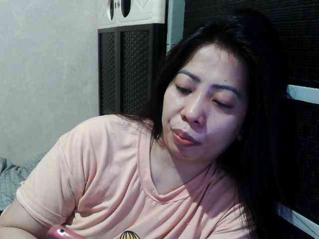 Cassiee webcam