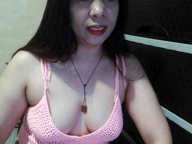 Cassiee webcam