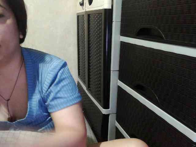 Cassiee webcam