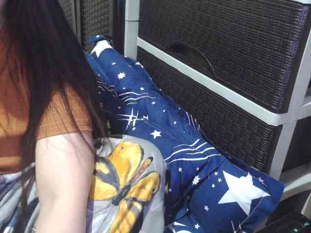 Cassiee webcam