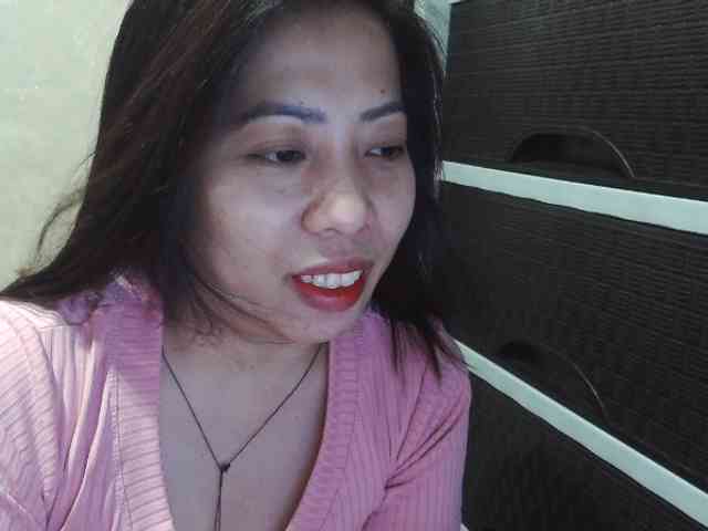 Cassiee webcam