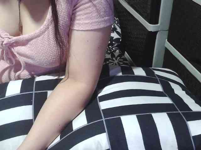 Cassiee webcam