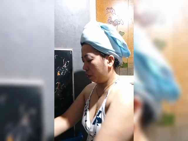 Cassiee webcam