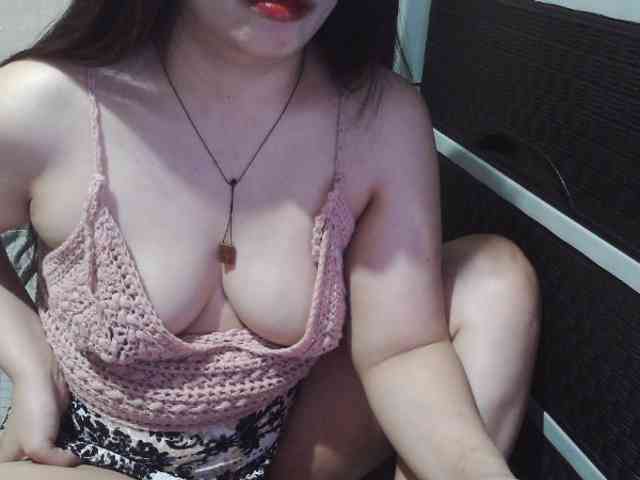 Cassiee webcam