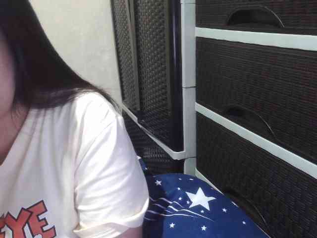 Cassiee webcam