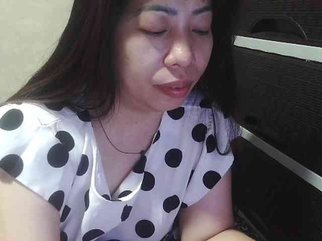 Cassiee webcam