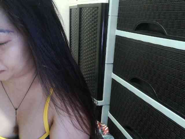 Cassiee webcam