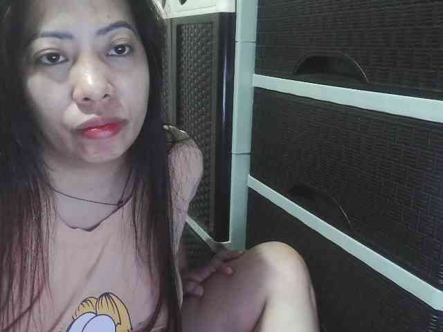 Cassiee webcam