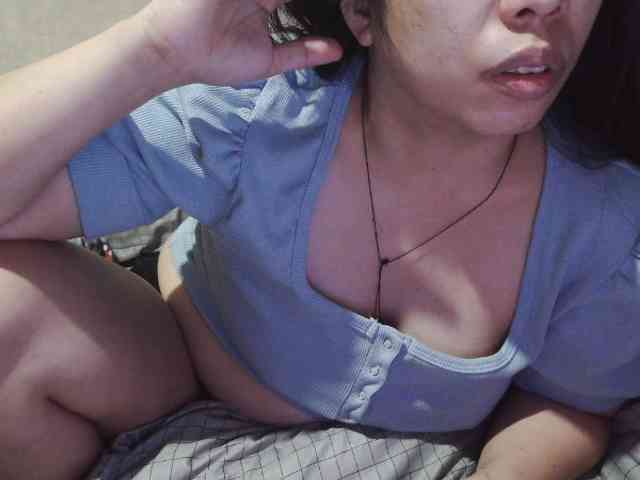 Cassiee webcam