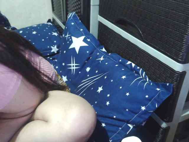 Cassiee webcam