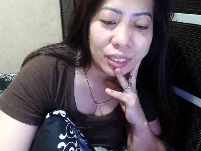 Cassiee webcam