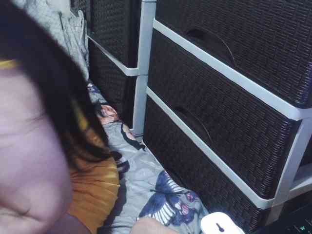 Cassiee webcam