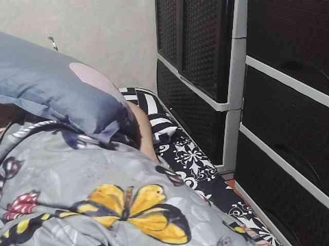 Kazzandra webcam