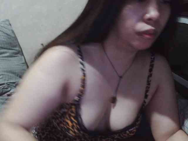Cassiee webcam