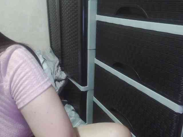 Cassiee webcam