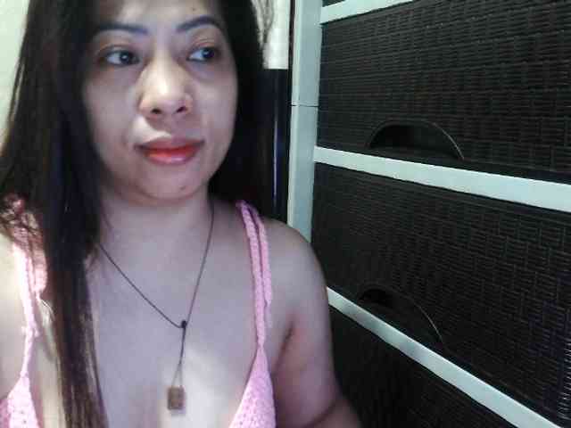 Cassiee webcam