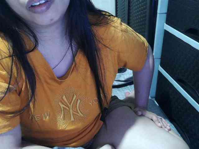Cassiee webcam