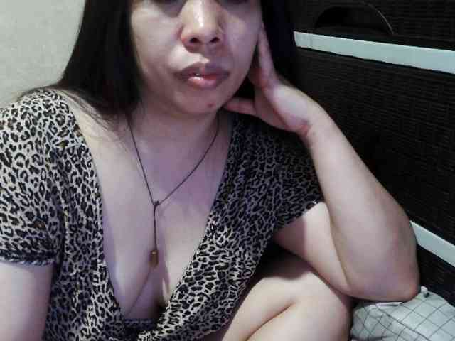 Cassiee webcam