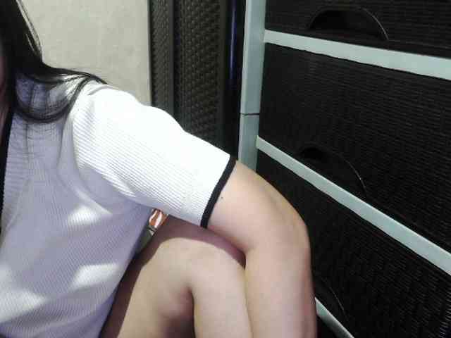 Cassiee webcam