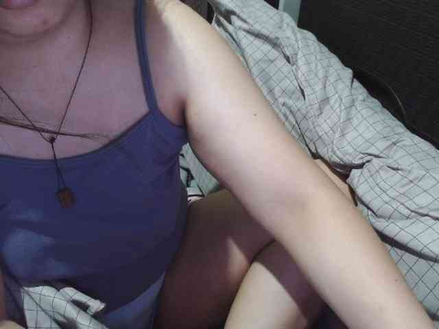 Cassiee webcam