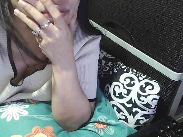 Cassiee webcam