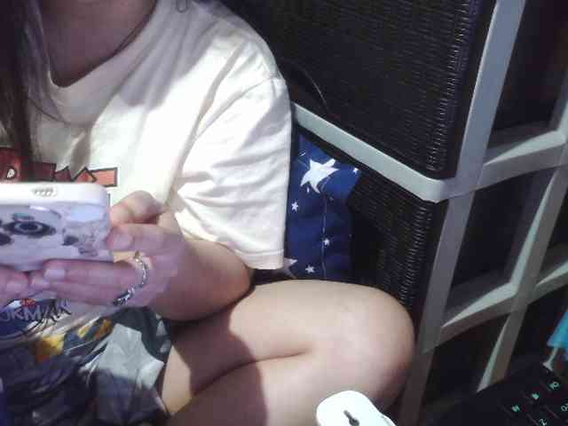 Cassiee webcam