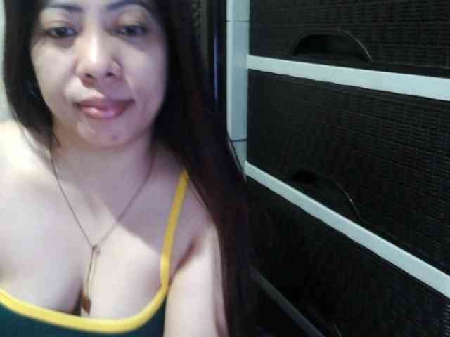 Cassiee webcam