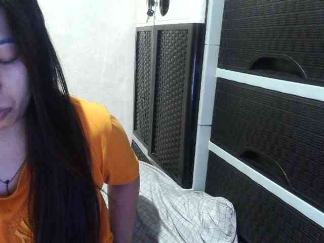 Cassiee webcam