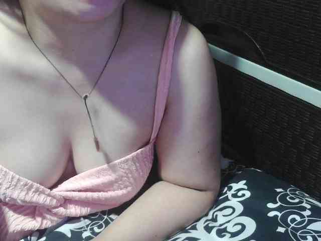 Kazzandra webcam