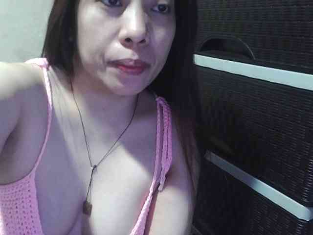 Cassiee webcam