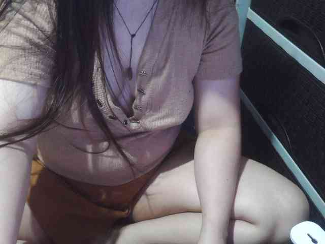Cassiee webcam