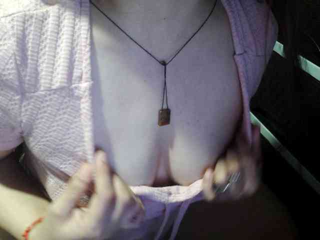 Cassiee webcam