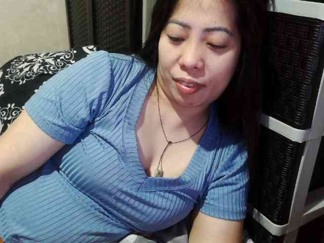 Cassiee webcam