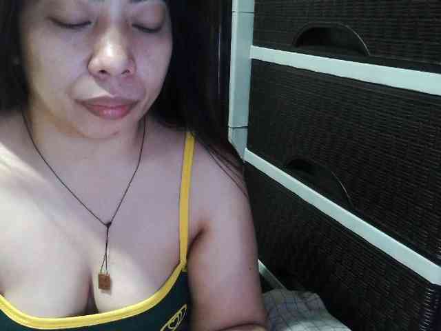 Cassiee webcam
