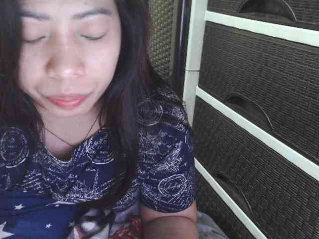 Cassiee webcam
