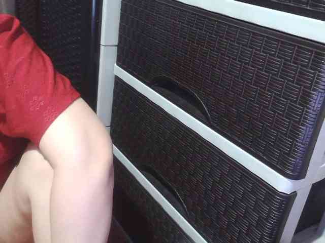 Cassiee webcam
