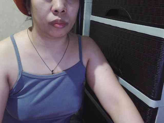 Cassiee webcam