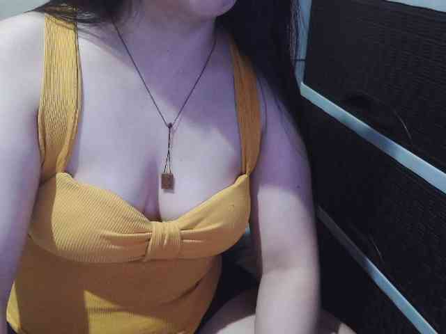 Cassiee webcam