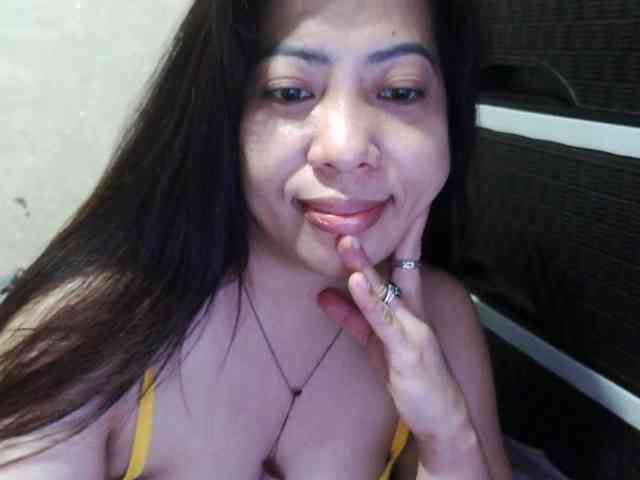Cassiee webcam