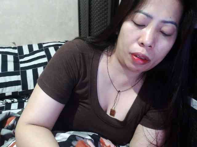 Cassiee webcam