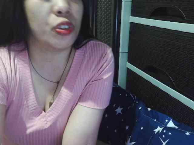 Cassiee webcam