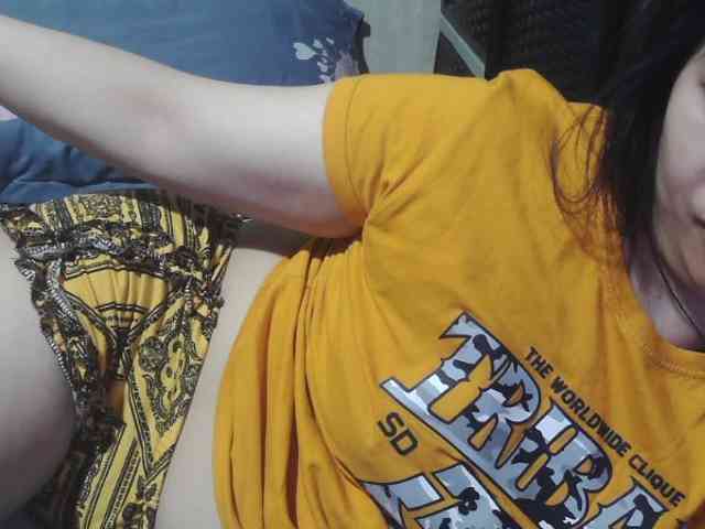 Cassiee webcam
