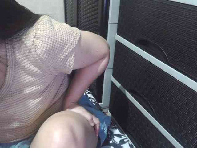 Cassiee webcam