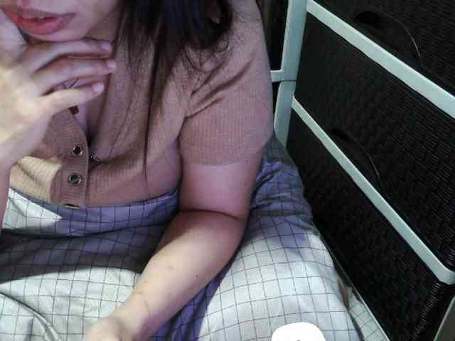 Cassiee webcam