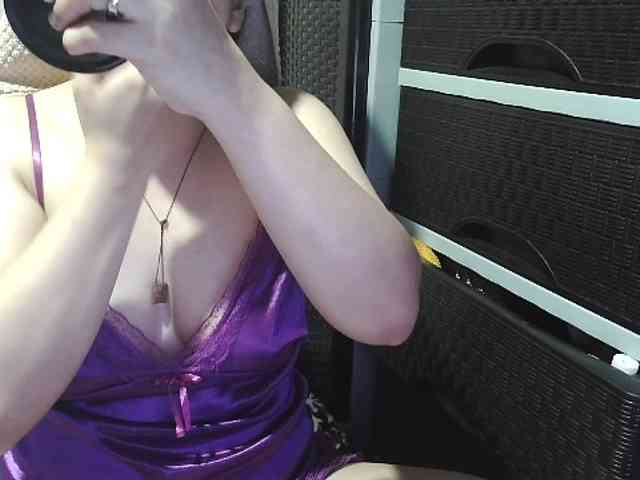 Kazzandra webcam