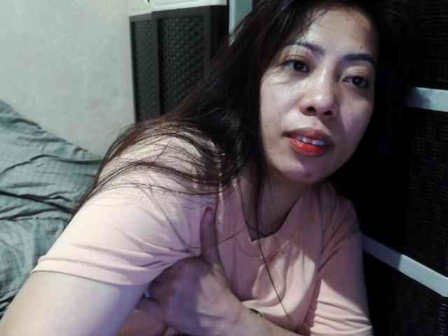 Cassiee webcam